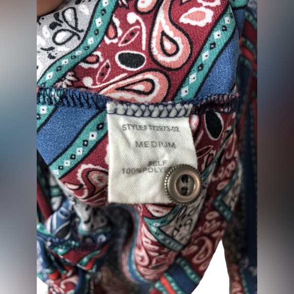 Altar’d State Paisley Printed Button Down Tie Front Top Size Medium - Picture 7 of 8